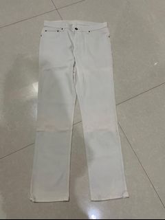 (Kategori: ) berada di . Dikirim oleh heelsindonesia (ID iklan 1339164713, Gambar 1). Deskripsi: .