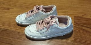 (Category: ) located in . Submitted by cha.uy0403 (Listing ID 1339078814, Image 1). Description: .