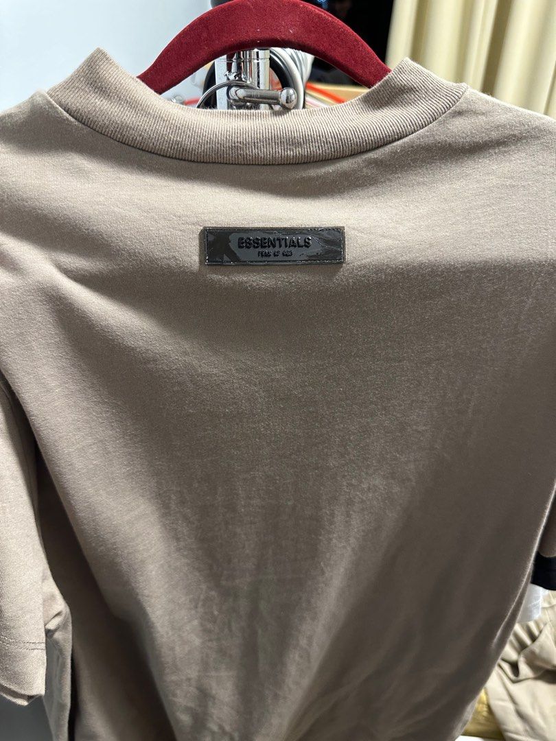 Essentials (Category: Tshirts & Polo Shirts) located in Singapore. Submitted by oats1990 (Listing ID 1339141425, Image 3). Description: .
