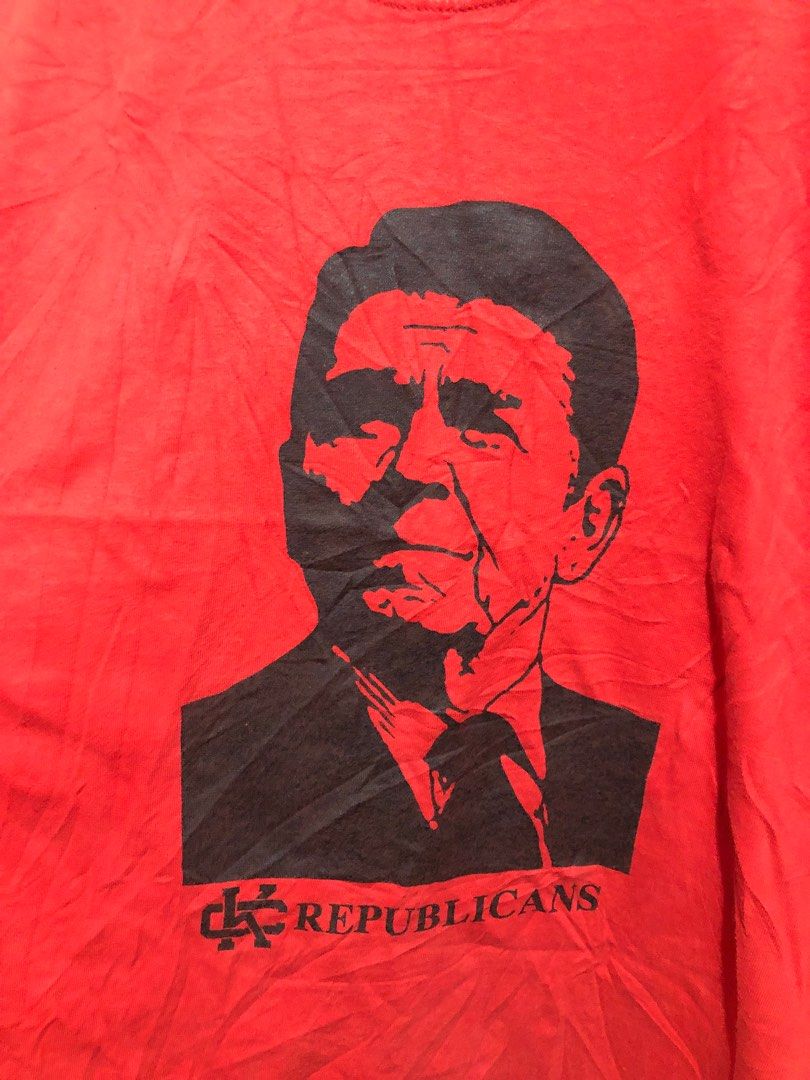 Gildan 40th u.s president ronald reagan shirt large 22x29 (Category: Tshirts & Polo Shirts ) located in Manila. Submitted by marisianshop (Listing ID 1339001503, Image 3). Description: Gildan 40th u.s president ronald reagan shirt large 22x29.