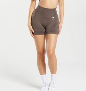 (Category: ) located in . Submitted by _bbwardrobe_ (Listing ID 1339034113, Image 1). Description: .