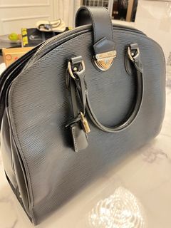 （分類：）位於 。 由 impolarbear 提交（商品編號 1339150622，圖片 1）。簡介： 。