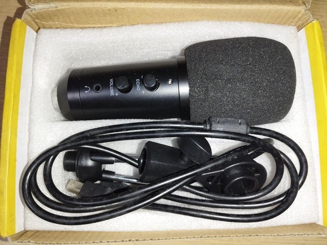 Microphone Condenser for sound recording Complete set (Working) (Category: Microphones) located in Caloocan City. Submitted by toytactics (Listing ID 1339017769, Image 2). Description: Sale📣📣📣 Microphone Condenser for sound recording Complete po siya (working) 650 only.