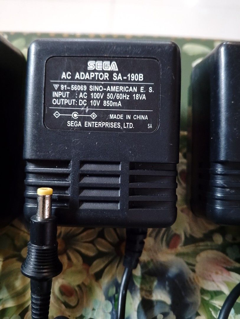 Original SEGA Nintendo AC Adaptor 100V (Category: Nintendo) located in Binangonan. Submitted by stufflikedat (Listing ID 1339045987, Image 1). Description: Original SEGA Mega Drive & Nintendo Famicom AC power adaptor models SA 190, SA 190B & HVC-002, AC input is 100-110v 50/60hz & DC output is 10V 850mA all in working condition for 700 each or 1.8k for 3pcs + shipping.