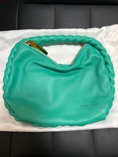 買賣全新或二手嘅手袋及銀包 買賣全新或二手嘅手袋及銀包