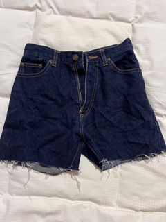 (Category: ) located in . Submitted by nikedrews (Listing ID 1339149307, Image 1). Description: .