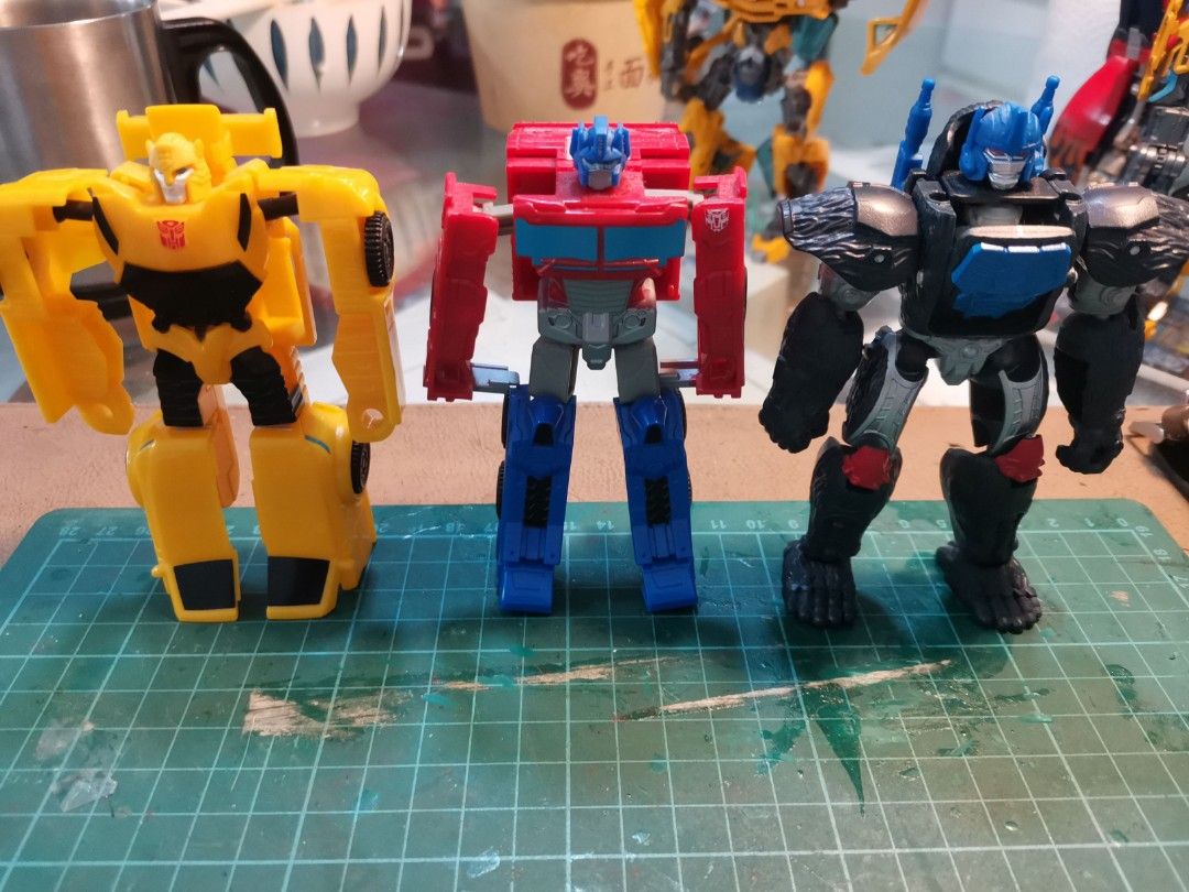 Transformers (Category: Toys & Games) located in Johor Bahru. Submitted by hobbyist2 (Listing ID 1339025752, Image 2). Description: .