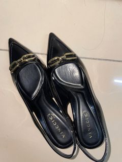 (Category: ) located in . Submitted by bythriftloved (Listing ID 1339021980, Image 1). Description: .