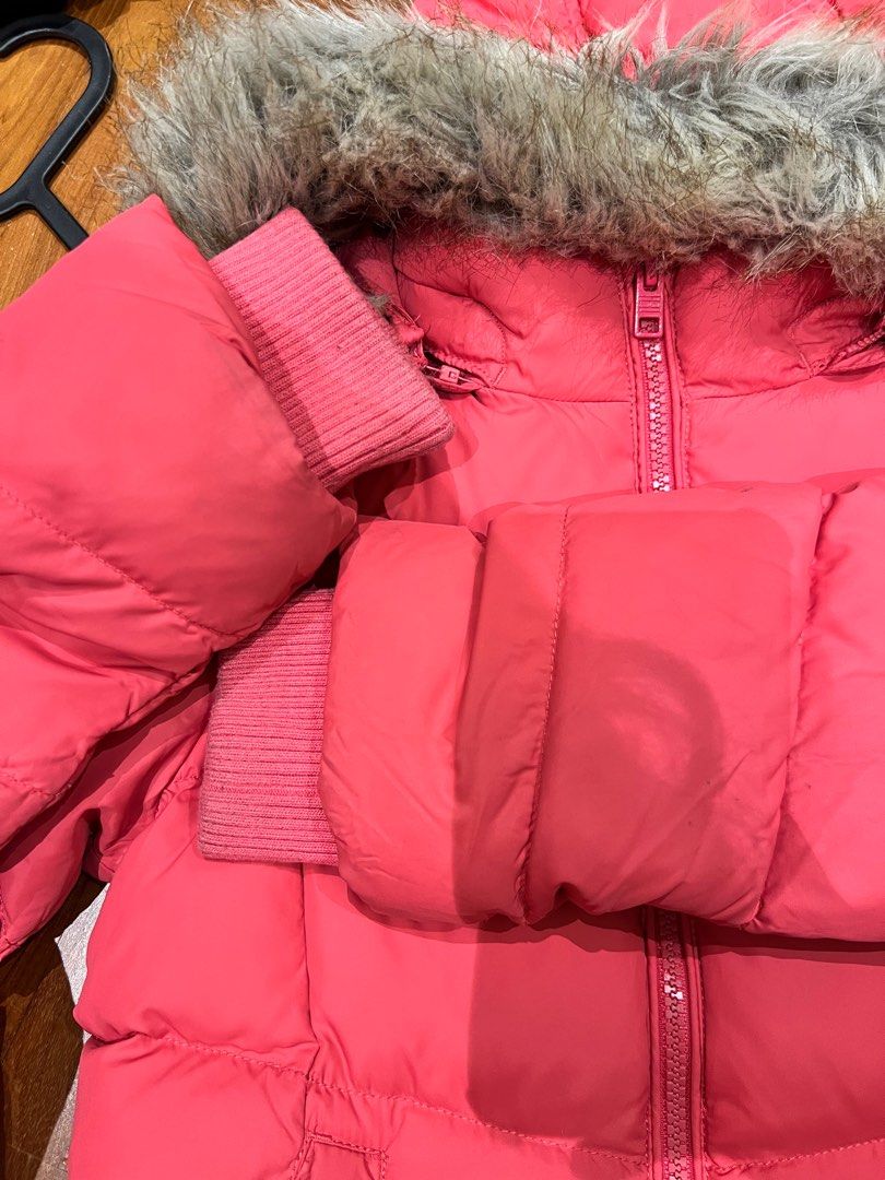 Winter Jacket (Category: Babies & Kids Fashion) located in Singapore. Submitted by chantelle_96 (Listing ID 1339076797, Image 8). Description: Tommy Hilfiger girl down jacket. Thick and beautiful color. Size 128.