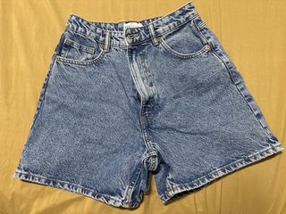 (Category: ) located in . Submitted by anneythingph (Listing ID 1334283510, Image 1). Description: .