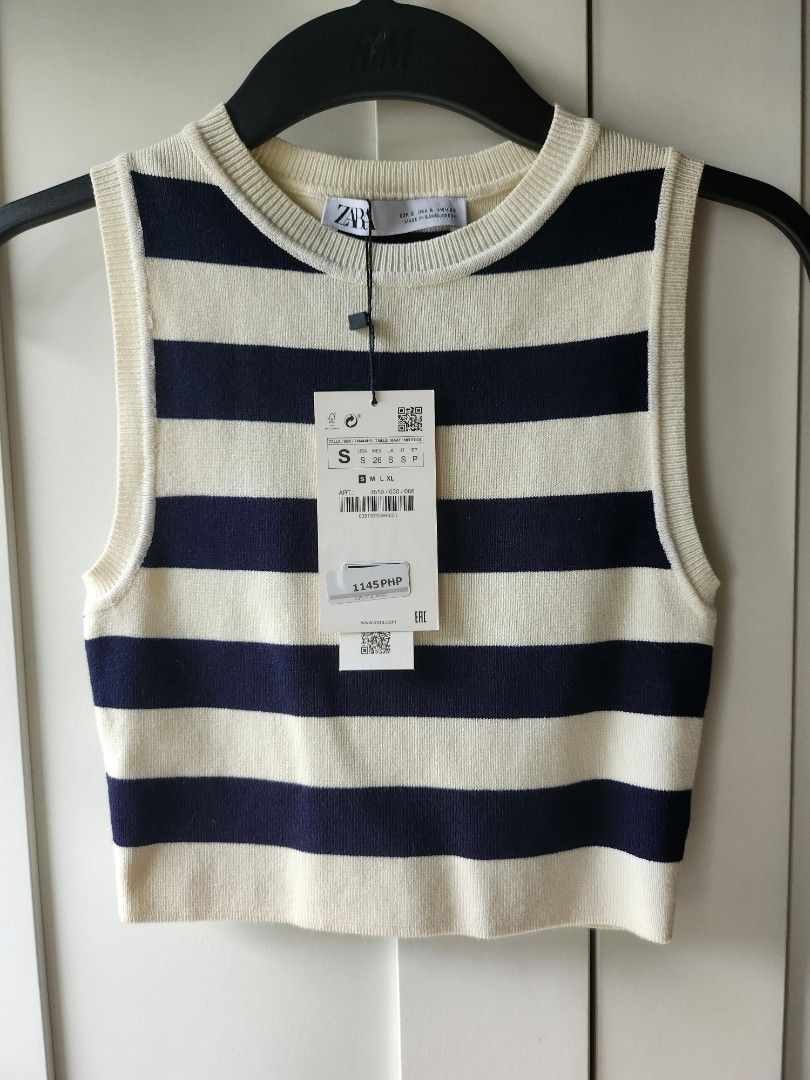 Zara Striped Crop Top (Category: Sleeveless) located in Quezon City. Submitted by six_half (Listing ID 1339066910, Image 1). Description: BNWT Never Used No Flaws Size S on tag.