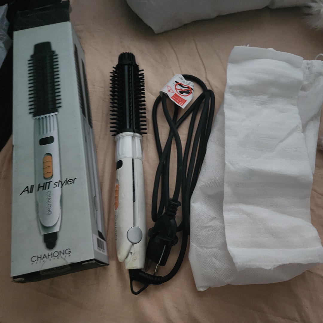 preloved chahong all hit styler hair straightener curler Women s Fashion Watches Accessories Hair Accessories on Carousell