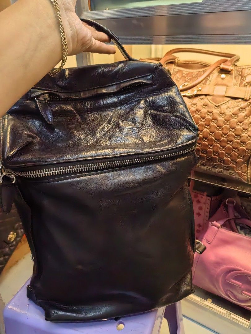 ALEXANDER WANG (Category: Luxury Bags & Wallets) located in Davao. Submitted by daneyvintage (Listing ID 1334477647, Image 2). Description: .