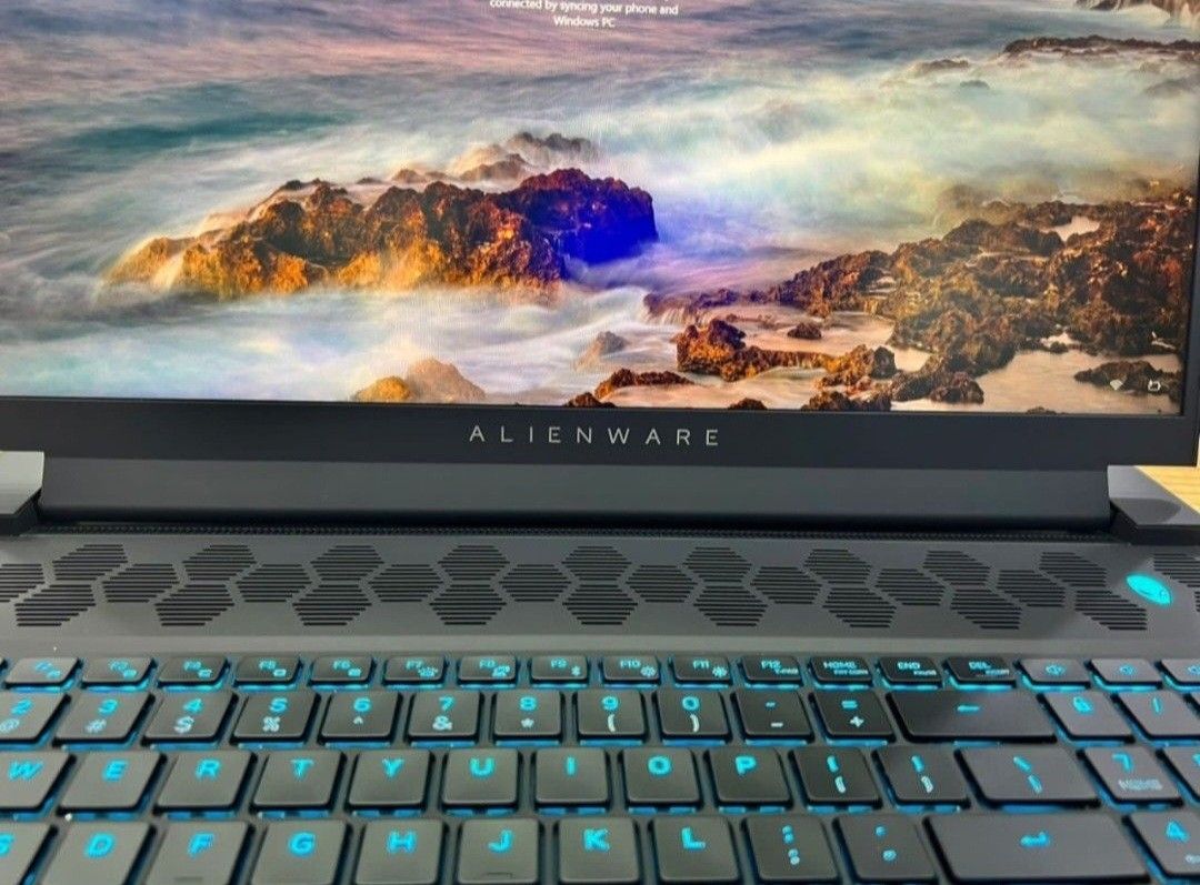 ALIENWARE i7-14650HX 40GB RAM 1TB NVMe NVIDIA GeForce RTX 4060 ...
