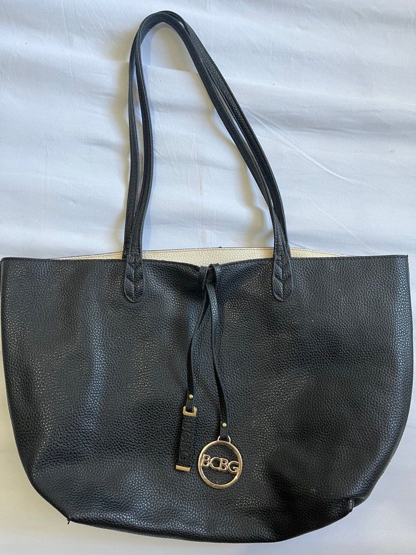 School/Work Tote Bag (Category: Luxury Bags & Wallets) located in Manila. Submitted by jazzisells (Listing ID 1334446744, Image 1). Description: ༘⋆ perf for school/work bag! ༘⋆ in good condition ༘⋆ mop: gcash ༘⋆ payment first ༘⋆sf c/o buyer ༘⋆avail for sdd ༘⋆rfs: decluttering .