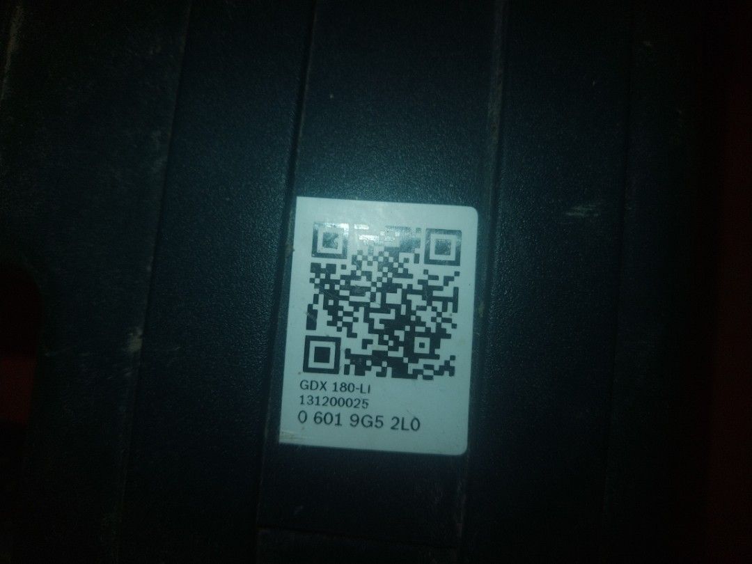 bosch impact wrench (Category: Construction Tools & Equipment) located in Pasay City. Submitted by limapmap (Listing ID 1334512789, Image 2). Description: like new and no issue.