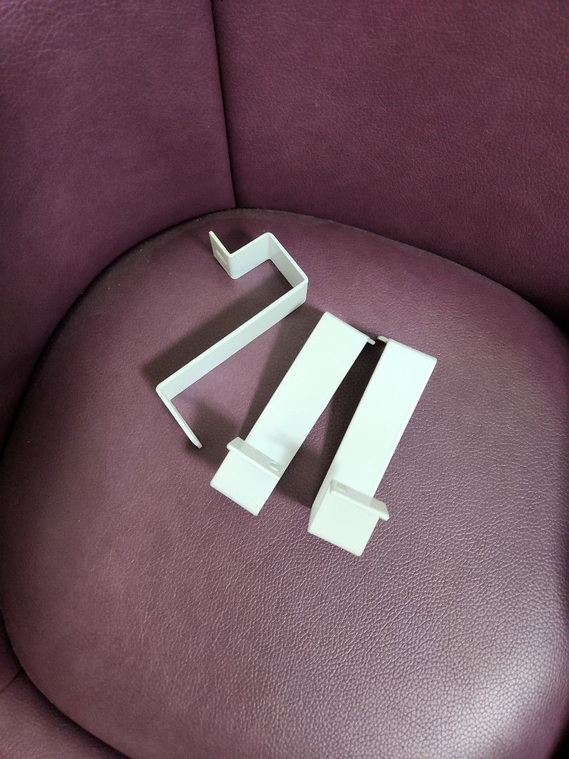 Bracket kit (Category: Washing Machines and Dryers) located in Singapore. Submitted by mayatan19 (Listing ID 1334507265, Image 2). Description: installation the stack bracket kit . washing machine n dryer stack up new in box ..