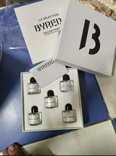 (Category: ) located in . Submitted by perfumessouq (Listing ID 1334478615, Image 1). Description: .