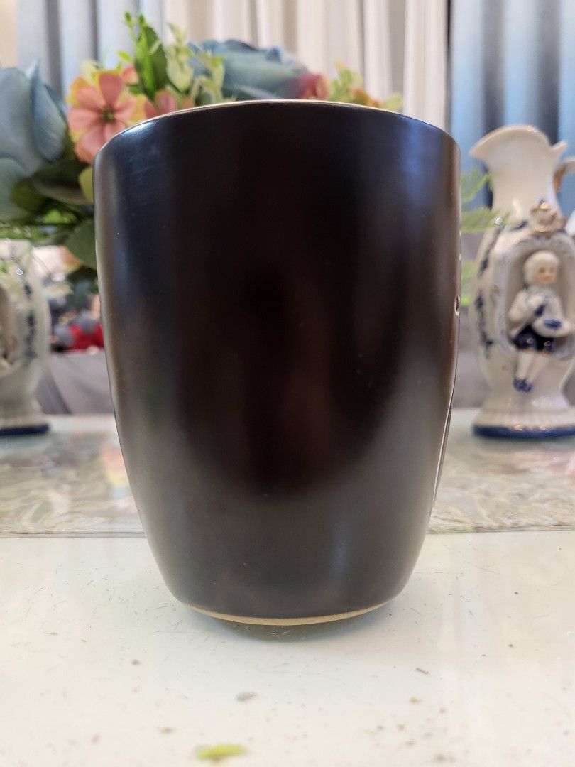 Cat Embossed Black Mug (Category: Coffee & Tea Tableware) located in San Fernando. Submitted by jpmarketplace2023 (Listing ID 1334466061, Image 2). Description: 💚 All items are authentic from Japan. 💛 MOP: GCash (❌️ GCash Protect) 🩵 MOD: LBC only (❌️ S. Checkout, COD, COP) 💙 Meet-up: Vista Mall, San Fernando, Pampanga 💜 All items are on-hand. 🧡 First to pay gets the item first. ❤️ Breakable items are packed with care and caution. Seller wil