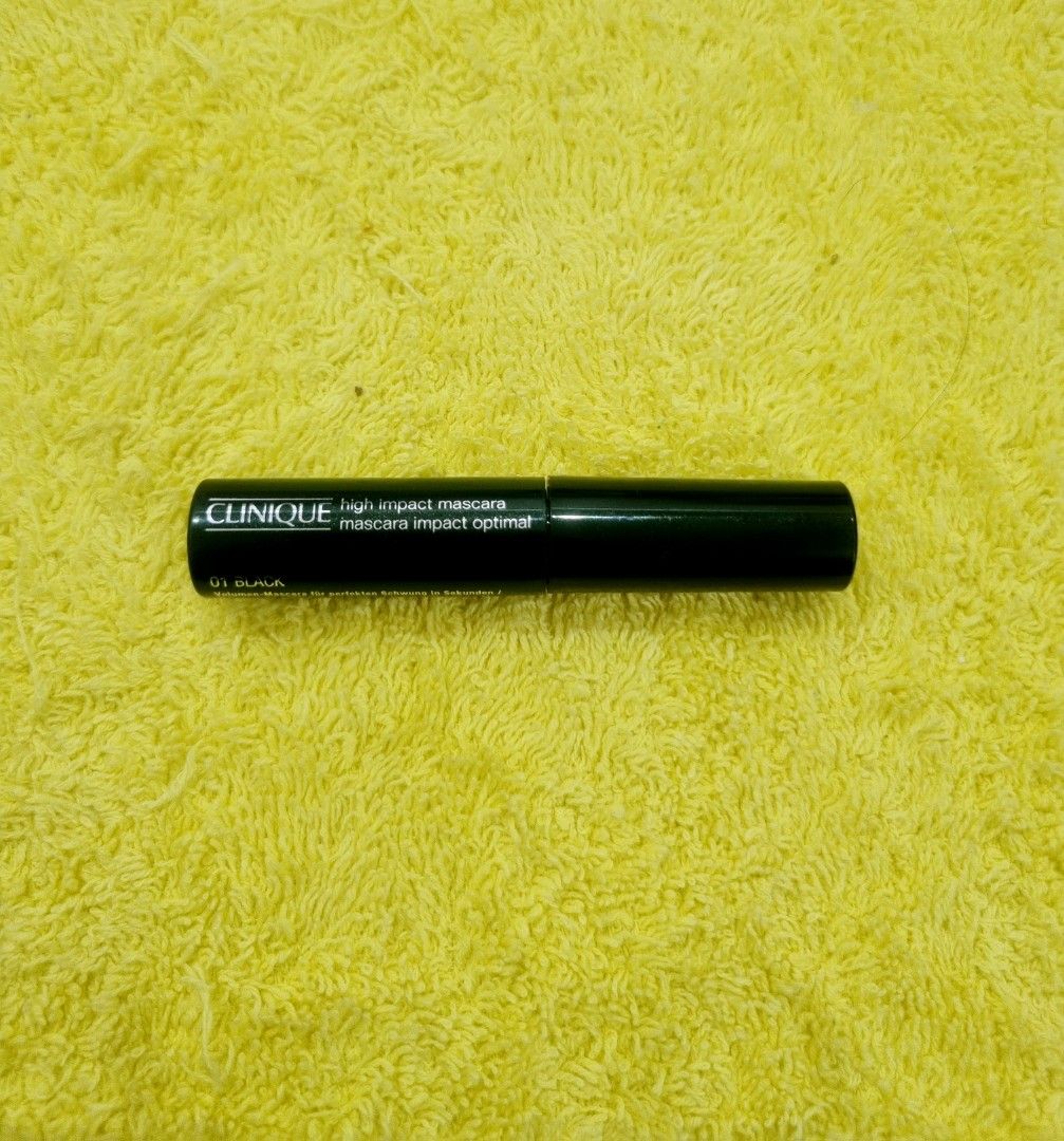 CLINIQUE 01 BLACK HIGH IMPACT MASCARA (Category: Makeup) located in Manila. Submitted by luxeclassyshop (Listing ID 1334400677, Image 1). Description: CLINIQUE 01 BLACK HIGH IMPACT MASCARA 3.5ml No box Shade : 01 Black.