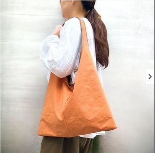 （分類：）位於 。 由 amelie6 提交（商品編號 1334376044，圖片 1）。簡介： 。