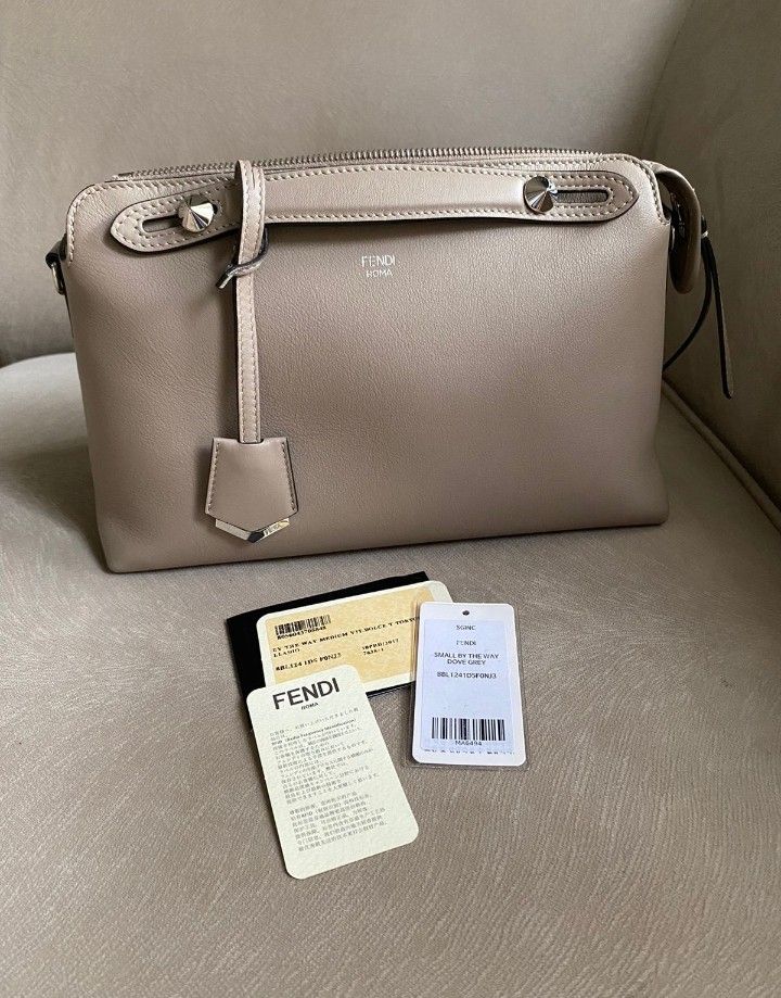 Excelent Fendi btw small tortora 2017 with tag card and db. kokoh tanpa isian Barang Mewah Tas Dompet di Carousell