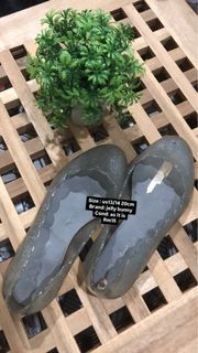 (Category: ) located in . Submitted by preloved_legit (Listing ID 1334452759, Image 1). Description: .