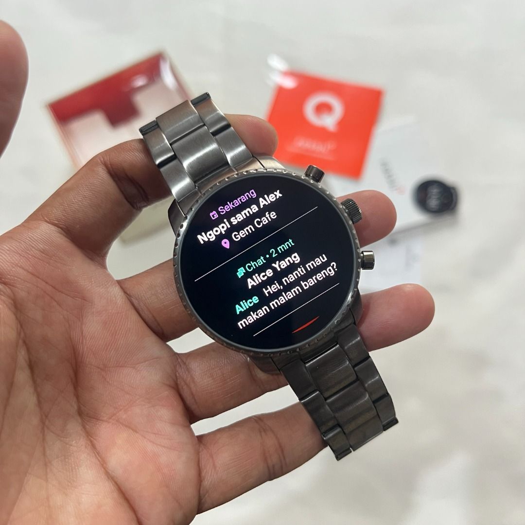 Gen 4 fossil smartwatch explorist hr gunmetal hot sale