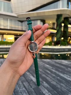 (Kategori: ) berada di . Dikirim oleh preloved_alesha (ID iklan 1334442572, Gambar 1). Deskripsi: .