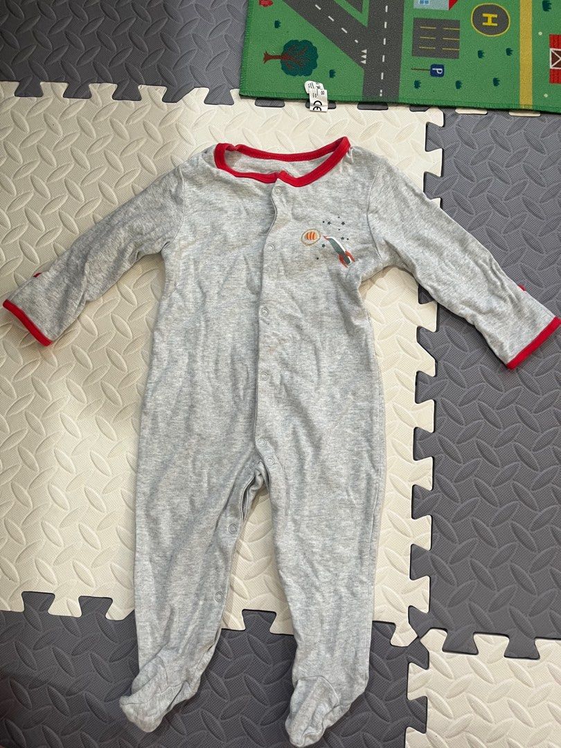 Frogsuit Pajamas (Category: Babies & Kids Fashion) located in Quezon City. Submitted by ronaca (Listing ID 1334445636, Image 1). Description: Either mamas and papas or mothercare in brand. Size is for 9-12 months.