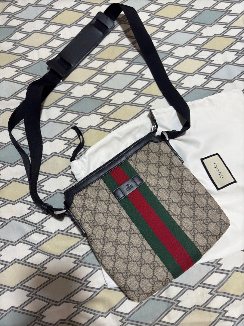 Gucci messenger gg supreme top