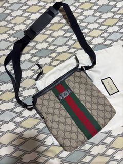 (Category: ) located in . Submitted by chic_zip_shop (Listing ID 1334451503, Image 1). Description: .