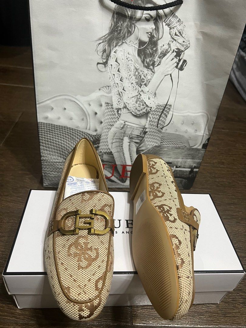 Guess Loafers (Category: Loafers) located in Quezon City. Submitted by thegoodstuff_ph (Listing ID 1334516890, Image 3). Description: Used once 💯 Original Recently bought RFS: Too small for me.