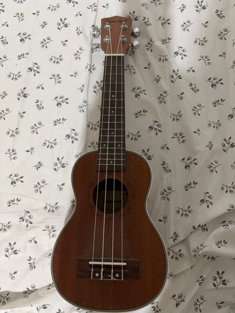 Jasmine ukulele 2025