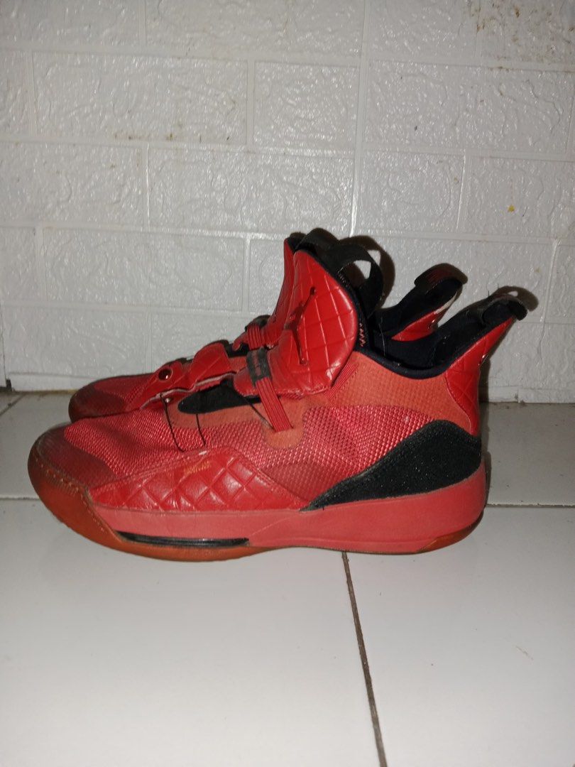 JORDAN 33, Olah Raga, Perlengkapan Olahraga Lainnya di Carousell