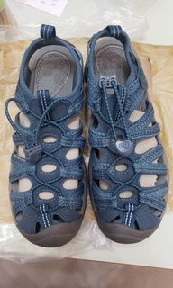 KEEN Women's Whisper Sandals Open Toe Sport63015658435586110