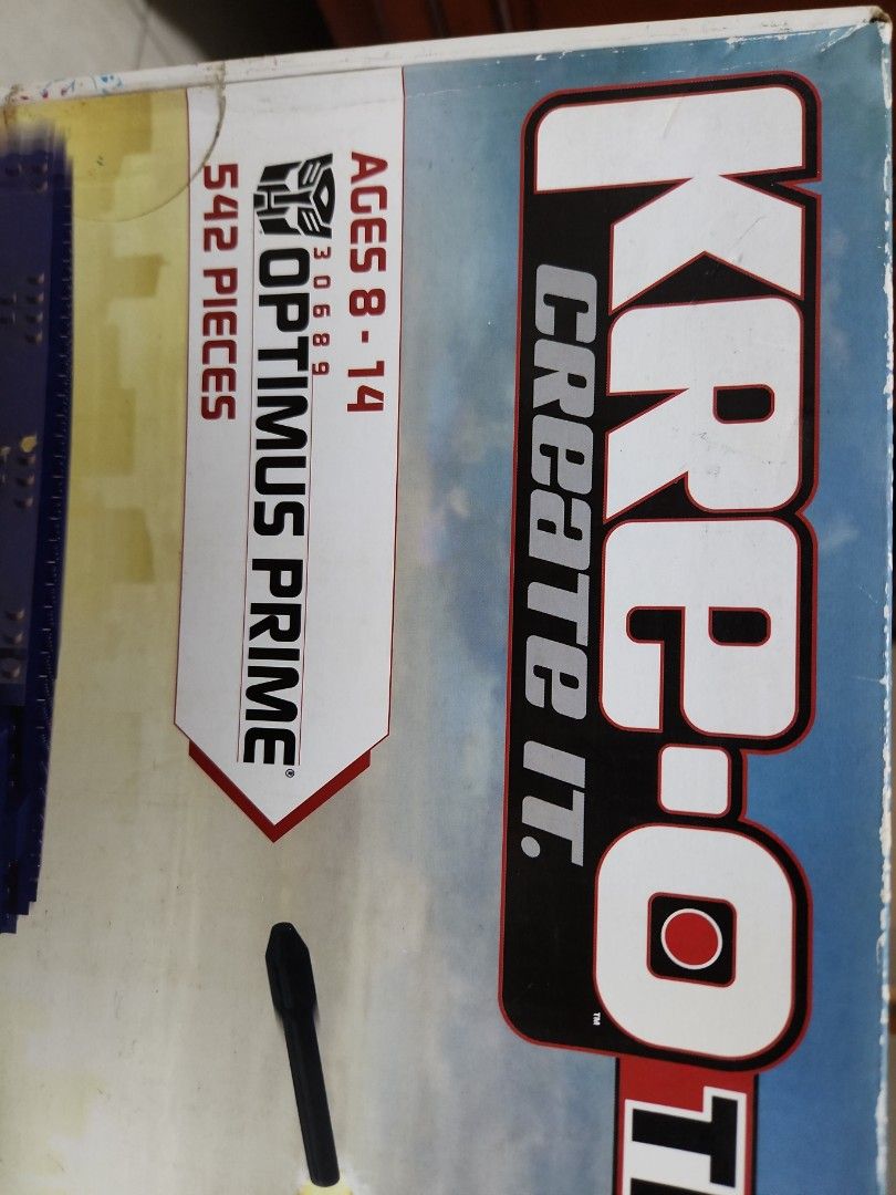 KRE-O OPTIMUS TRANSFORMERS (Category: Lego & Building Sets) located in Singapore. Submitted by mayatan19 (Listing ID 1334498708, Image 4). Description: lego unpack in box . new vintage bought at $380 . 3 in 1 Optimus Prime Transformers . 542 pieces lego original brand.