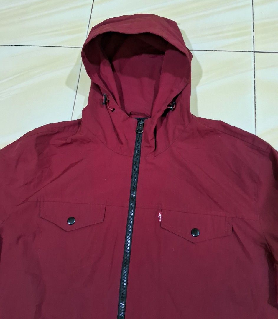 LEVIS WATERPROOF JACKET Men s Fashion Coats Jackets and Outerwear on Carousell