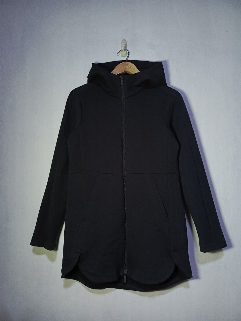 LULULEMON GOING PLACES HOODED JACKET Women s Fashion Coats Jackets and Outerwear on Carousell