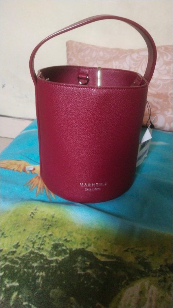 Marhen J Amber Bag Season 3 Burgundy Fesyen Wanita Tas Dompet di Carousell