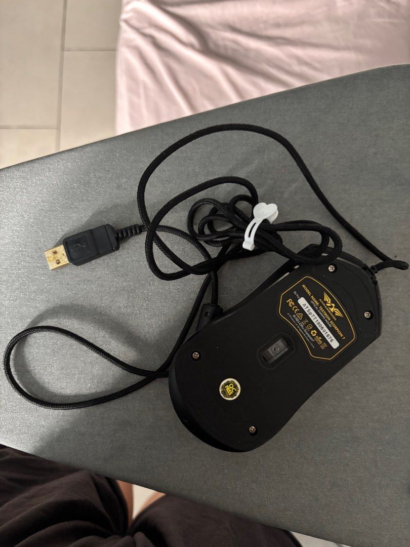 Mouse (Category: Mouse & Mousepads) located in Sungai Buloh. Submitted by prelovedbysha22 (Listing ID 1334433914, Image 3). Description: .