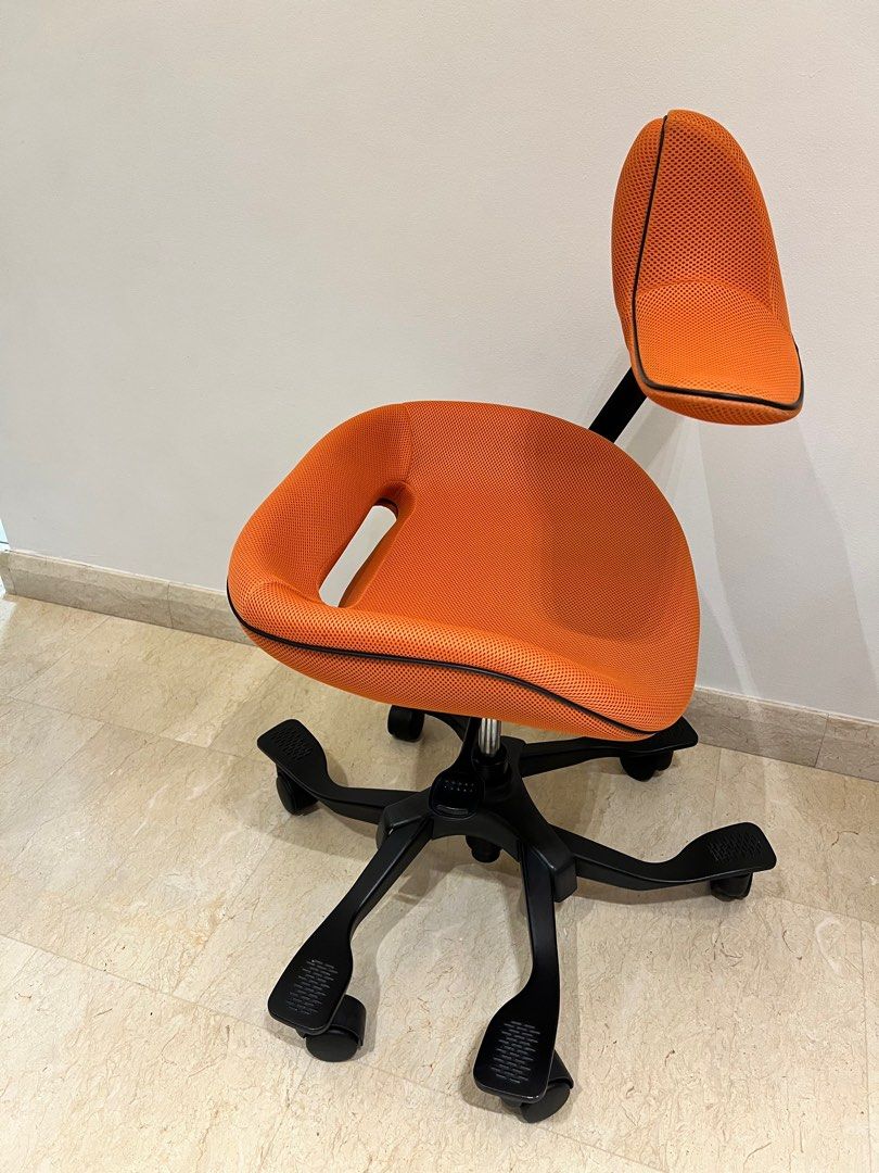 Moving Sale As new Wooridul iPole 7 Ergonomic Office Chair Orange