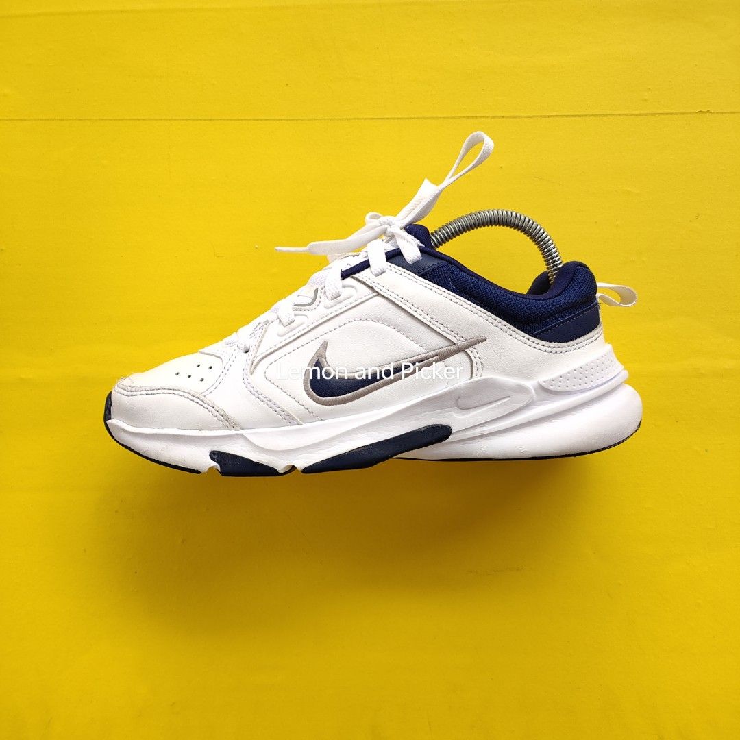 Nike Defy all day Size 6 24cm Men s Fashion Footwear Sneakers on Carousell