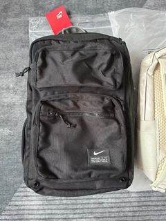 （分類：）位於 。 由 amabellearnoldo 提交（商品編號 1334494337，圖片 1）。簡介： 。