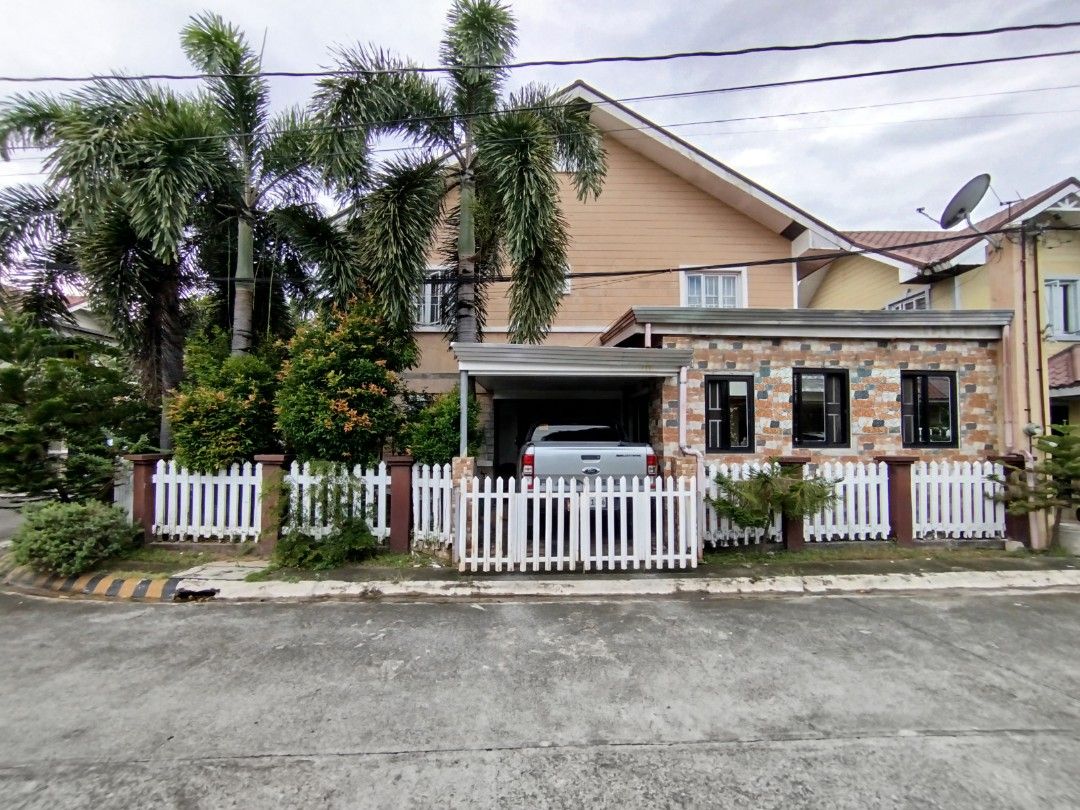 North Madison House & Lot (Category: House & Lot) located in Malolos. Submitted by lagmanjyro47404 (Listing ID 1334505841, Image 3). Description: For Sale: North Madison House & Lot PRICE: 15 Million (Nego Sa Sure Buyer) North Madison in Tikay Malolos, Bulacan (Flood Free secured & Discreet subdivision, 5 mins away from NLEX South Bound) Lot Area: 205 Sqm Floor Area: 166 Sqm Corner Lot 2 Car Garage Features: • 2 Floors • 5 rooms & 1 Master Bedroo