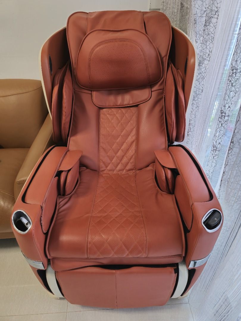 OSIM uLove Massage Chair, Health Nutrition, Massage Devices on