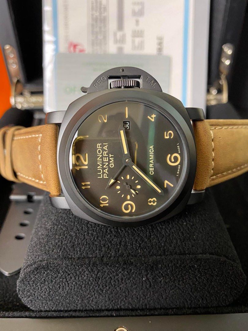 Panerai Luminor GMT Ceramica (Category: Men's Watches) located in Manila. Submitted by luluboyy (Listing ID 1246664029, Image 3). Description: Automatic Brandnew Complete package With extra strap and tools Cash on delivery Free shipping .