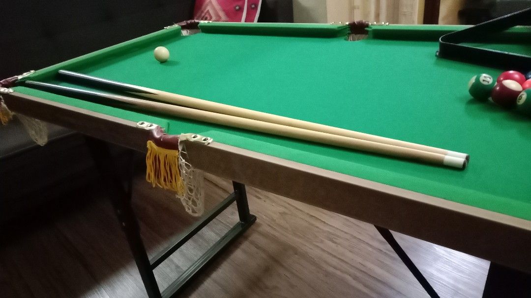 Pool table / billiard table / snooker table, Sports Equipment, Sports ...