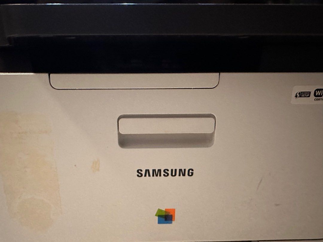 Printer (Category: Printers, Scanners & Copiers) located in Singapore. Submitted by kokomon.kokoson (Listing ID 1334494740, Image 3). Description: Still can use, but sometimes have few lines, if you don’t mind for still can for home use, for free..