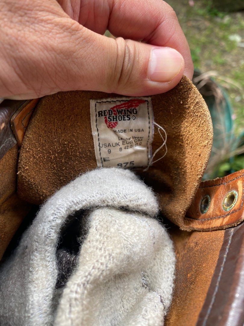 Red Wing 875 9E (Category: Boots) located in Manila. Submitted by rmedz (Listing ID 1334511728, Image 3). Description: Red Wing 875 9E size 9.5 to 10 US sneakers Men’s Made in the USA This is iconic Moc Toe This is well used Been using this for years Needs resole What you see is what you get Bawal sa maselan/maarte Not Rush ✅Riding Boots ✅Working Boots Price: 6500 + sf .